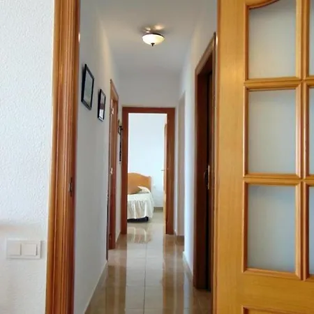 4 Personas Urbanizacion Habaneras 公寓